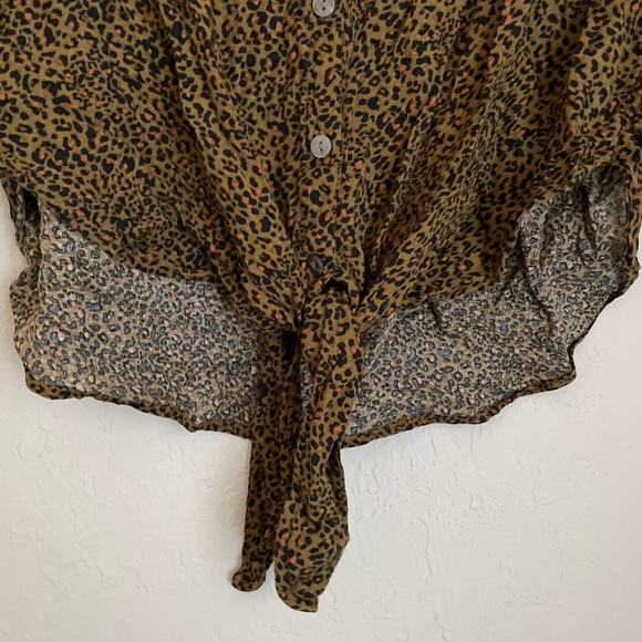 Free People Green Cheetah Tie Front Blouse - Picture 4 of 10